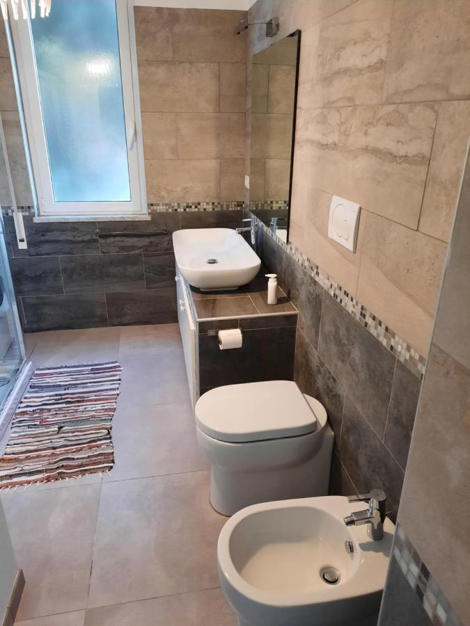 Casa Matilde - Appartamento Vista Mare - Con Posto Auto Finale Ligure Zewnętrze zdjęcie