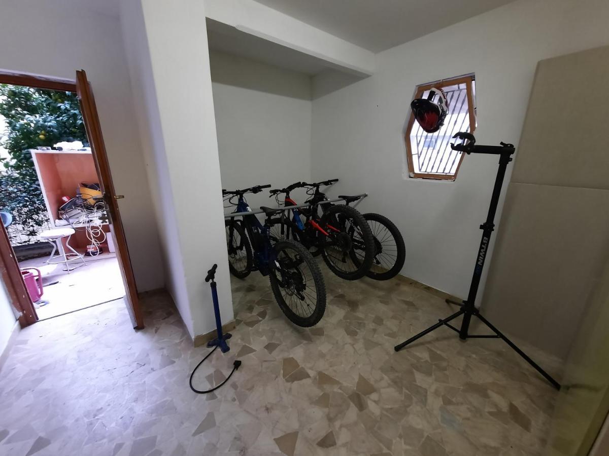 Casa Matilde - Appartamento Vista Mare - Con Posto Auto Finale Ligure Zewnętrze zdjęcie