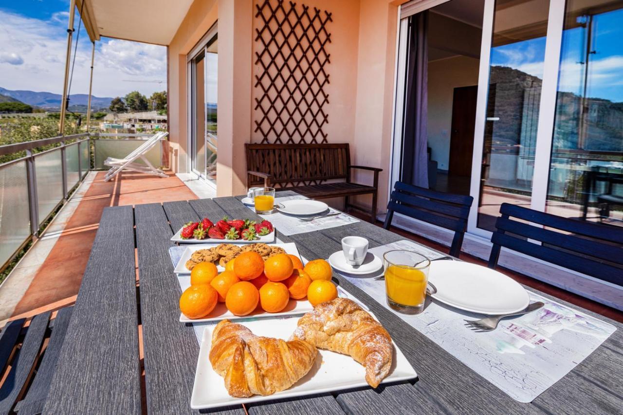 Casa Matilde - Appartamento Vista Mare - Con Posto Auto Finale Ligure Zewnętrze zdjęcie