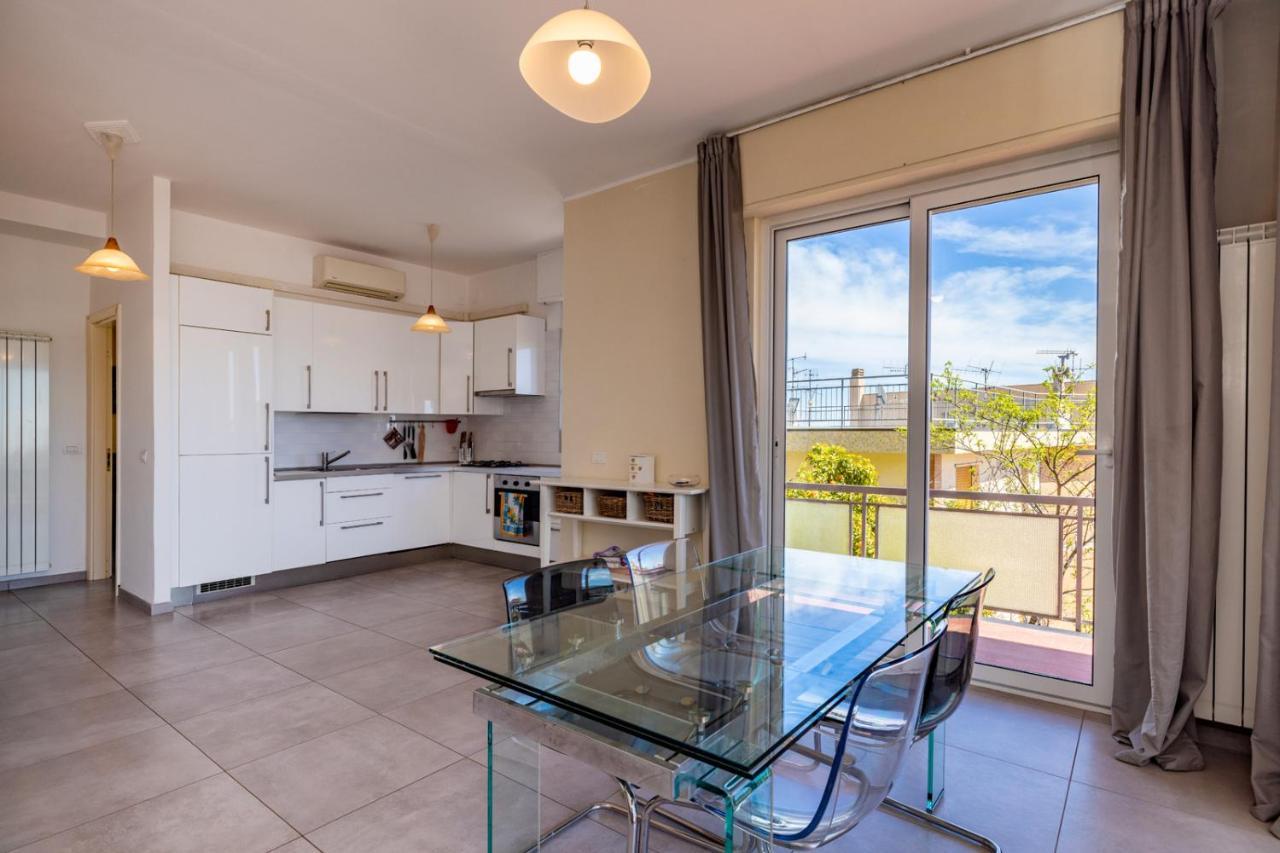 Casa Matilde - Appartamento Vista Mare - Con Posto Auto Finale Ligure Zewnętrze zdjęcie