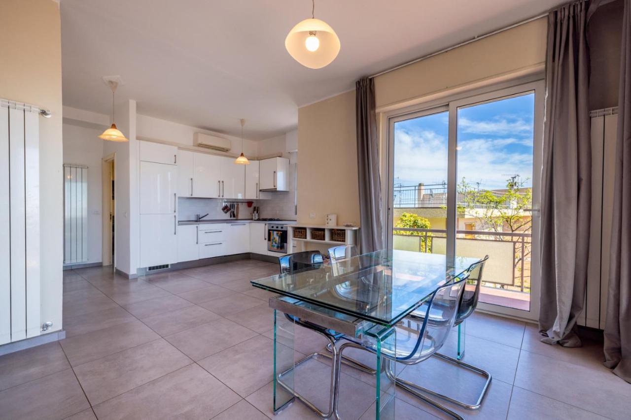 Casa Matilde - Appartamento Vista Mare - Con Posto Auto Finale Ligure Zewnętrze zdjęcie